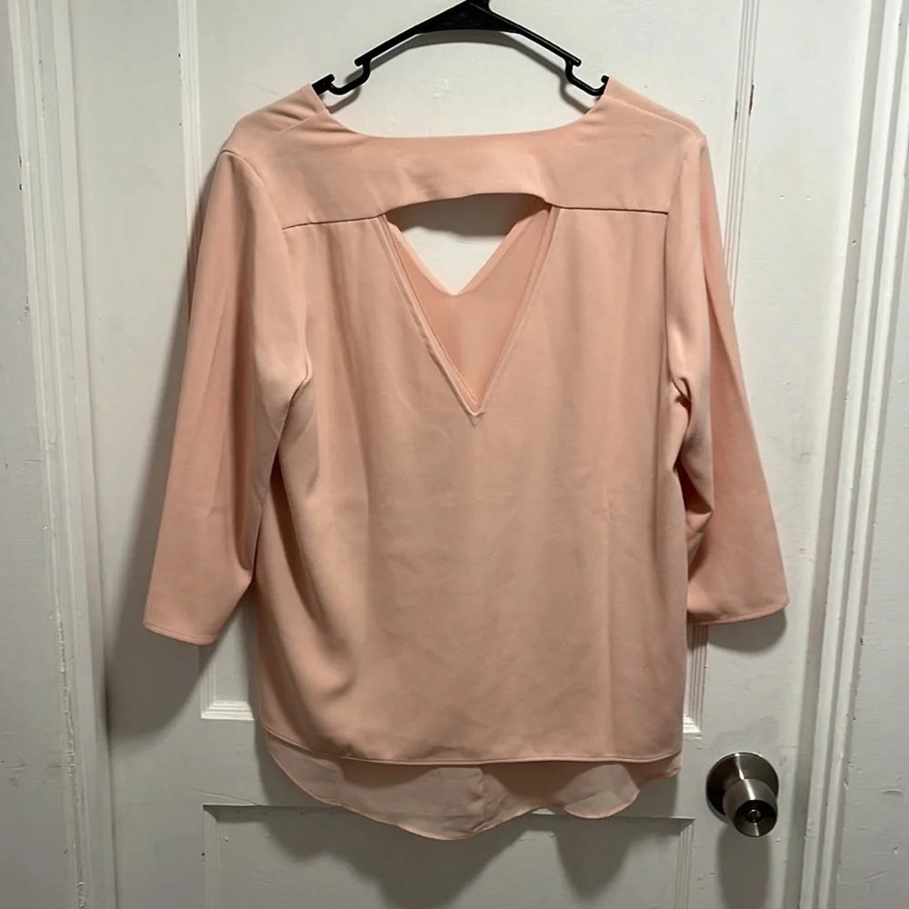 c & e Top - Picture 3 of 11